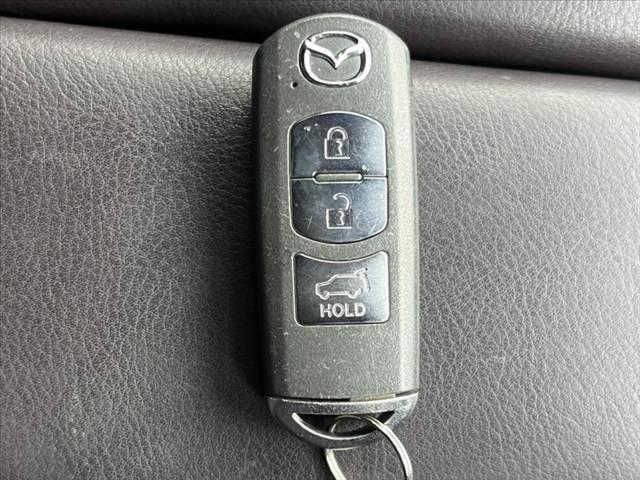 CX-8 XD Lパッケージ 禁煙 6人 純正マツダコネクトナビ 全方位 BOSEサウンドシステム 後席フリップダウンM レーダークルーズ LEDヘッド 革巻きステア ステリモ スマートキー 革シート サンシェード Pバックドア(43枚目)