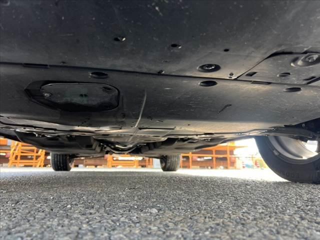 CX-8 XD Lパッケージ 禁煙 6人 純正マツダコネクトナビ 全方位 BOSEサウンドシステム 後席フリップダウンM レーダークルーズ LEDヘッド 革巻きステア ステリモ スマートキー 革シート サンシェード Pバックドア(57枚目)