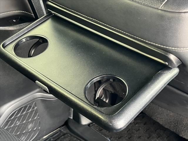 エスクァイア Gi 後期 禁煙 フリップダウンM 9インチナビ/Bluetooth バックカメラ セーフティセンス クルコン 両側電動スライドドア 合皮シート 快適温熱シート スマートキー LED 革巻きステア(27枚目)