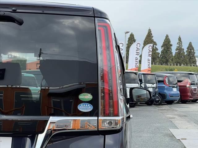 エスクァイア Gi 後期 禁煙 フリップダウンM 9インチナビ/Bluetooth バックカメラ セーフティセンス クルコン 両側電動スライドドア 合皮シート 快適温熱シート スマートキー LED 革巻きステア(53枚目)