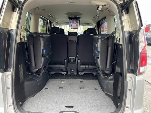 セレナ 　車検整備付　禁煙　純正フルセグナビ／Ｂｌｕｅｔｏｏｔｈ　Ｂカメラ　フリップダウンＭ　電動スライドドア　エマブレ　クルコン　電格ミラー　スマートキー　Ｐスタート　革巻きステア　アームレスト　サンシェード（20枚目）