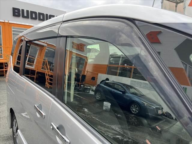 セレナ 　車検整備付　禁煙　純正フルセグナビ／Ｂｌｕｅｔｏｏｔｈ　Ｂカメラ　フリップダウンＭ　電動スライドドア　エマブレ　クルコン　電格ミラー　スマートキー　Ｐスタート　革巻きステア　アームレスト　サンシェード（26枚目）