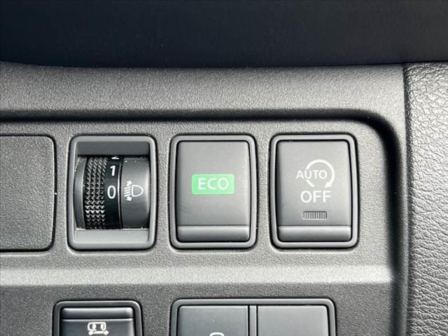 セレナ 　車検整備付　禁煙　純正フルセグナビ／Ｂｌｕｅｔｏｏｔｈ　Ｂカメラ　フリップダウンＭ　電動スライドドア　エマブレ　クルコン　電格ミラー　スマートキー　Ｐスタート　革巻きステア　アームレスト　サンシェード（29枚目）