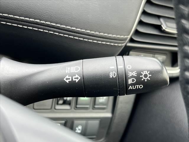 セレナ 　車検整備付　禁煙　純正フルセグナビ／Ｂｌｕｅｔｏｏｔｈ　Ｂカメラ　フリップダウンＭ　電動スライドドア　エマブレ　クルコン　電格ミラー　スマートキー　Ｐスタート　革巻きステア　アームレスト　サンシェード（41枚目）