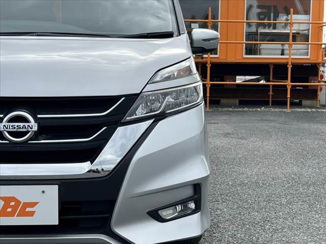 セレナ 　車検整備付　禁煙　純正フルセグナビ／Ｂｌｕｅｔｏｏｔｈ　Ｂカメラ　フリップダウンＭ　電動スライドドア　エマブレ　クルコン　電格ミラー　スマートキー　Ｐスタート　革巻きステア　アームレスト　サンシェード（50枚目）