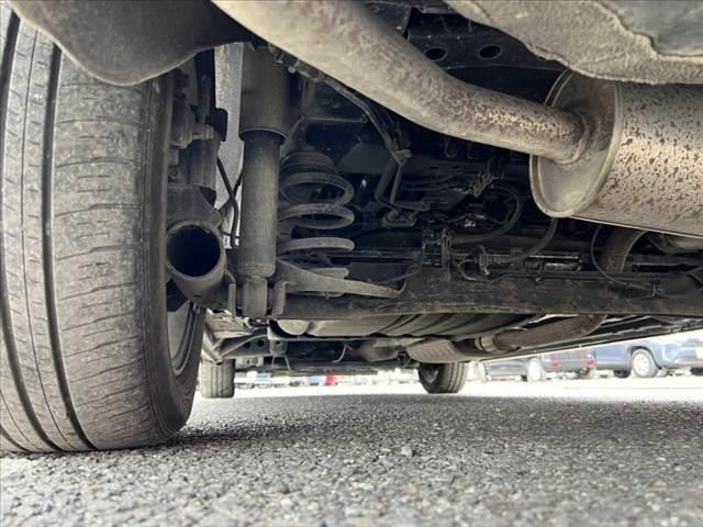 セレナ 　車検整備付　禁煙　純正フルセグナビ／Ｂｌｕｅｔｏｏｔｈ　Ｂカメラ　フリップダウンＭ　電動スライドドア　エマブレ　クルコン　電格ミラー　スマートキー　Ｐスタート　革巻きステア　アームレスト　サンシェード（61枚目）