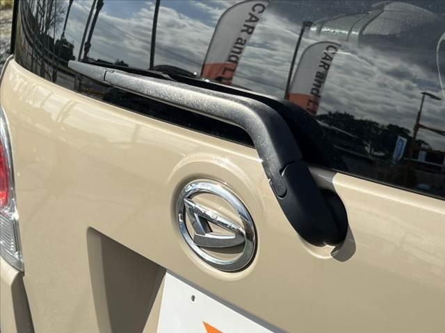 ムーヴキャンバス Xリミテッドメイクアップ SAII 禁煙 社外フルセグナビ/Bluetooth バックカメラ 両側電動スライドドア スマアシ2 車速感応式オートドアロック LEDフロントフォグ スマートキー Pスタート 誤発進抑制機能 Aストップ(24枚目)