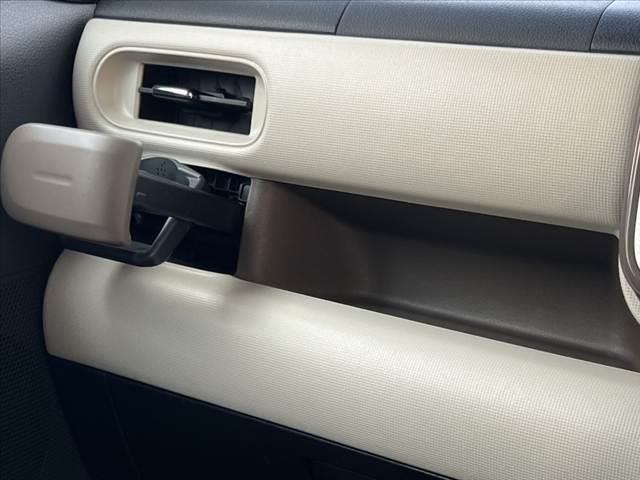 ムーヴキャンバス Xリミテッドメイクアップ SAII 禁煙 社外フルセグナビ/Bluetooth バックカメラ 両側電動スライドドア スマアシ2 車速感応式オートドアロック LEDフロントフォグ スマートキー Pスタート 誤発進抑制機能 Aストップ(40枚目)