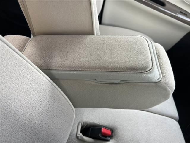 ムーヴキャンバス Xリミテッドメイクアップ SAII 禁煙 社外フルセグナビ/Bluetooth バックカメラ 両側電動スライドドア スマアシ2 車速感応式オートドアロック LEDフロントフォグ スマートキー Pスタート 誤発進抑制機能 Aストップ(41枚目)