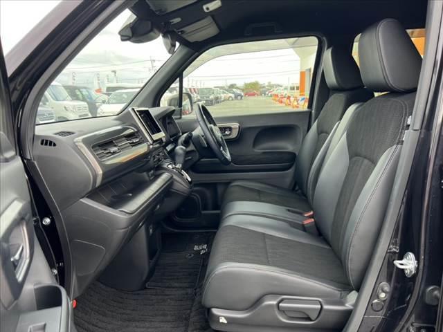 N-WGNカスタム L・ターボホンダセンシング 禁煙 リアワイドカメラ 衝突軽減ブレーキ 後方誤発進抑制 電動格納ミラー ステリモ レーダークルーズ 革巻きステア シートヒーター スマートキー Pスタート Aストップ LEDヘッド(17枚目)