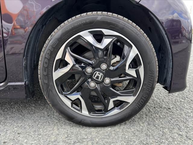 N-WGNカスタム L・ターボホンダセンシング 禁煙 リアワイドカメラ 衝突軽減ブレーキ 後方誤発進抑制 電動格納ミラー ステリモ レーダークルーズ 革巻きステア シートヒーター スマートキー Pスタート Aストップ LEDヘッド(50枚目)