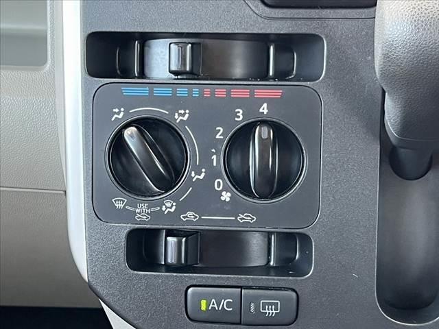 タント Ｌ　車検整備付　後期　社外ナビ／地デジ　バックモニター　アイドリングストップ　ＥＴＣ　電格ミラー　両側スライドドア　プライバシーガラス　横滑り防止機能　ヘッドライトレベライザー　アクセサリーソケット（5枚目）