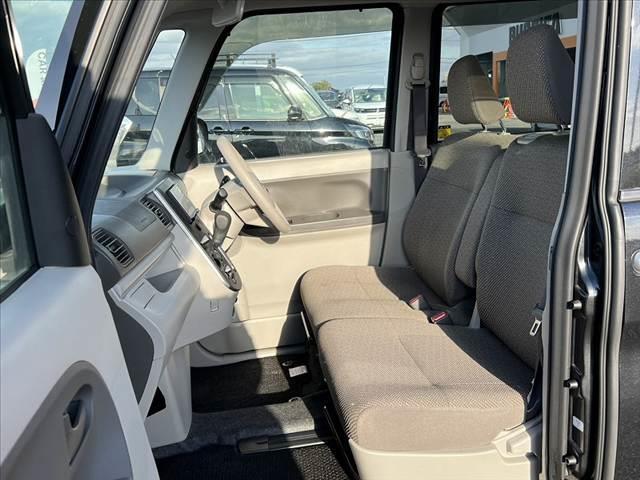 タント Ｌ　車検整備付　後期　社外ナビ／地デジ　バックモニター　アイドリングストップ　ＥＴＣ　電格ミラー　両側スライドドア　プライバシーガラス　横滑り防止機能　ヘッドライトレベライザー　アクセサリーソケット（17枚目）