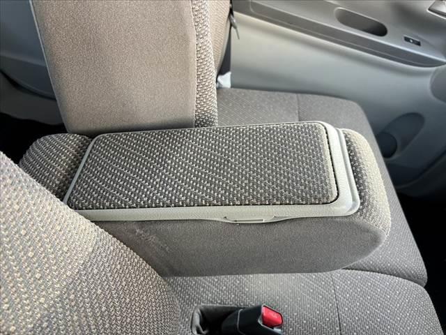 タント Ｌ　車検整備付　後期　社外ナビ／地デジ　バックモニター　アイドリングストップ　ＥＴＣ　電格ミラー　両側スライドドア　プライバシーガラス　横滑り防止機能　ヘッドライトレベライザー　アクセサリーソケット（29枚目）