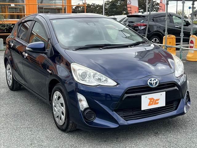 アクア Ｓスタイルブラック　中期　車検整備付　禁煙　ナビ／ＴＶ／Ｂｌｕｅｔｏｏｔｈ　Ｂモニター　セーフティセンス　シートヒーター　横滑り防止　電格ミラー　スマートキー　プッシュスタート　ＥＴＣ　車線逸脱（10枚目）