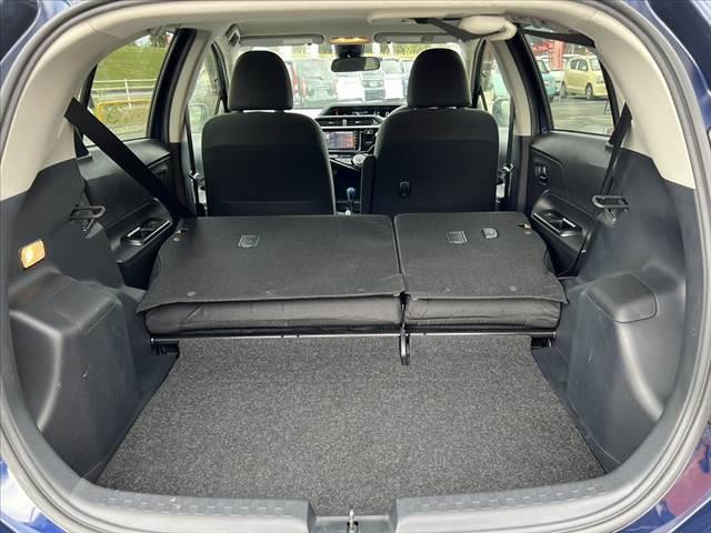 アクア Ｓスタイルブラック　中期　車検整備付　禁煙　ナビ／ＴＶ／Ｂｌｕｅｔｏｏｔｈ　Ｂモニター　セーフティセンス　シートヒーター　横滑り防止　電格ミラー　スマートキー　プッシュスタート　ＥＴＣ　車線逸脱（21枚目）