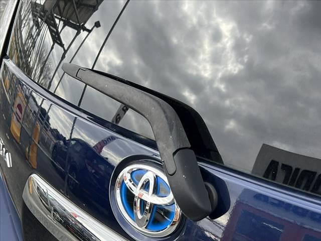 アクア Ｓスタイルブラック　中期　車検整備付　禁煙　ナビ／ＴＶ／Ｂｌｕｅｔｏｏｔｈ　Ｂモニター　セーフティセンス　シートヒーター　横滑り防止　電格ミラー　スマートキー　プッシュスタート　ＥＴＣ　車線逸脱（24枚目）