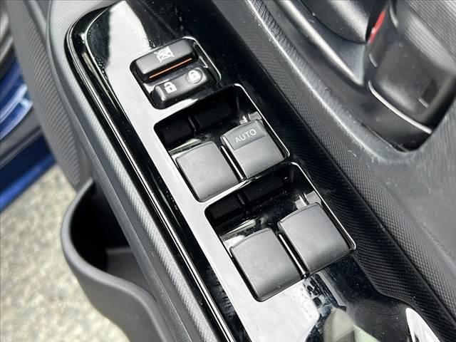 アクア Ｓスタイルブラック　中期　車検整備付　禁煙　ナビ／ＴＶ／Ｂｌｕｅｔｏｏｔｈ　Ｂモニター　セーフティセンス　シートヒーター　横滑り防止　電格ミラー　スマートキー　プッシュスタート　ＥＴＣ　車線逸脱（30枚目）