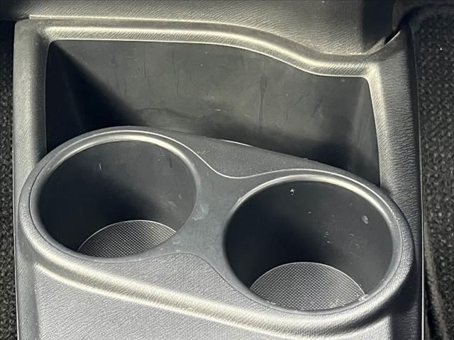 アクア Ｓスタイルブラック　中期　車検整備付　禁煙　ナビ／ＴＶ／Ｂｌｕｅｔｏｏｔｈ　Ｂモニター　セーフティセンス　シートヒーター　横滑り防止　電格ミラー　スマートキー　プッシュスタート　ＥＴＣ　車線逸脱（34枚目）