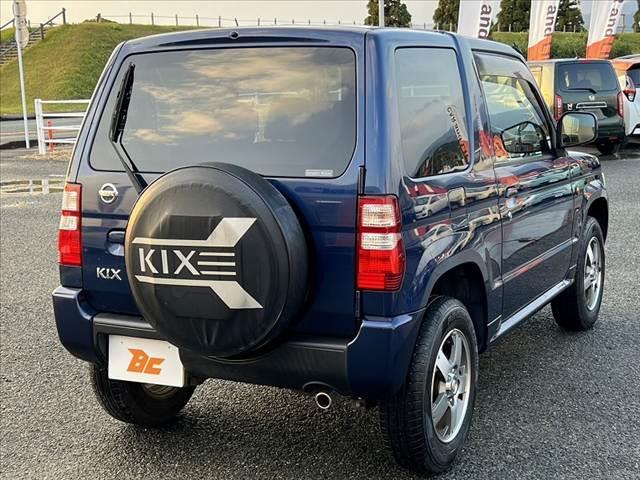 キックス ＲＸ　４ＷＤ　車検整備付　ターボ　社外ナビ／Ｂｌｕｅｔｏｏｔｈ／フルセグＴＶ／ＤＶＤ　ＥＴＣ　運転席シートヒーター　１５インチ純正アルミ　電動格納ミラー　フォグランプ　シートリフター　リモコンキー（13枚目）