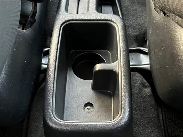 キックス ＲＸ　４ＷＤ　車検整備付　ターボ　社外ナビ／Ｂｌｕｅｔｏｏｔｈ／フルセグＴＶ／ＤＶＤ　ＥＴＣ　運転席シートヒーター　１５インチ純正アルミ　電動格納ミラー　フォグランプ　シートリフター　リモコンキー（23枚目）