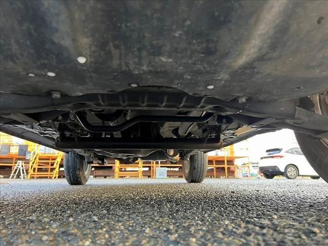 キックス ＲＸ　４ＷＤ　車検整備付　ターボ　社外ナビ／Ｂｌｕｅｔｏｏｔｈ／フルセグＴＶ／ＤＶＤ　ＥＴＣ　運転席シートヒーター　１５インチ純正アルミ　電動格納ミラー　フォグランプ　シートリフター　リモコンキー（47枚目）