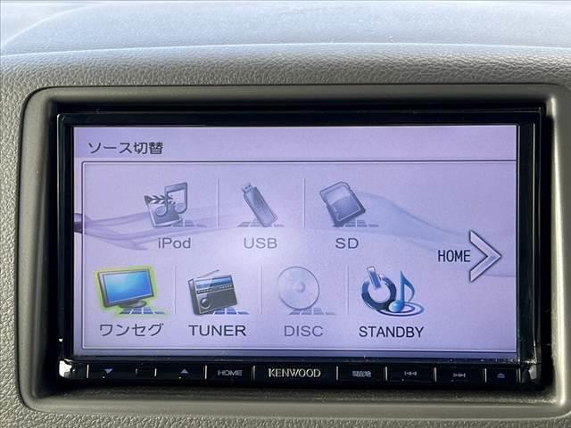 スペーシア Ｘ　社外ナビ／地デジ／ＤＶＤ　電スラ　Ｐスタート　スマートキー　アイドリングストップ　電格ミラー　シートリフター　アクセサリーソケット　ヘッドライトレベライザー　アームレスト（3枚目）