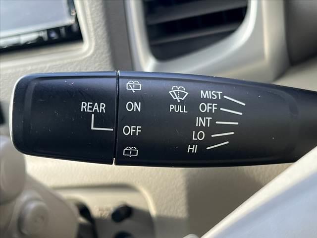 スペーシア Ｘ　社外ナビ／地デジ／ＤＶＤ　電スラ　Ｐスタート　スマートキー　アイドリングストップ　電格ミラー　シートリフター　アクセサリーソケット　ヘッドライトレベライザー　アームレスト（26枚目）