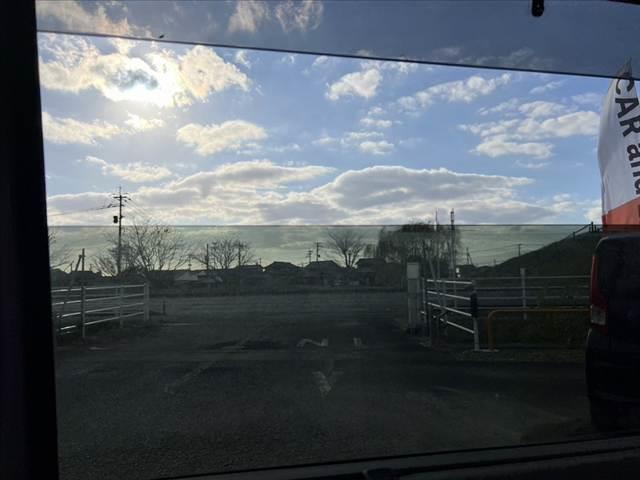 スペーシア Ｘ　社外ナビ／地デジ／ＤＶＤ　電スラ　Ｐスタート　スマートキー　アイドリングストップ　電格ミラー　シートリフター　アクセサリーソケット　ヘッドライトレベライザー　アームレスト（36枚目）