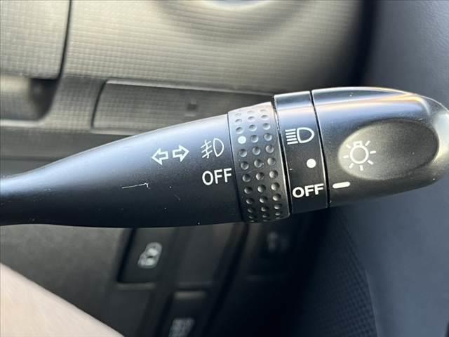 タント Ｇスペシャル　後期　車検整備付　禁煙　社外ナビ　片側電動スラ　フルセグＴＶ　Ｂｌｕｅｔｏｏｔｈ　ＡＢＳ　アイドリングストップ　プライバシーガラス　後席テーブル　電格ミラー　スマートキー　ハロゲンヘッドライト（33枚目）