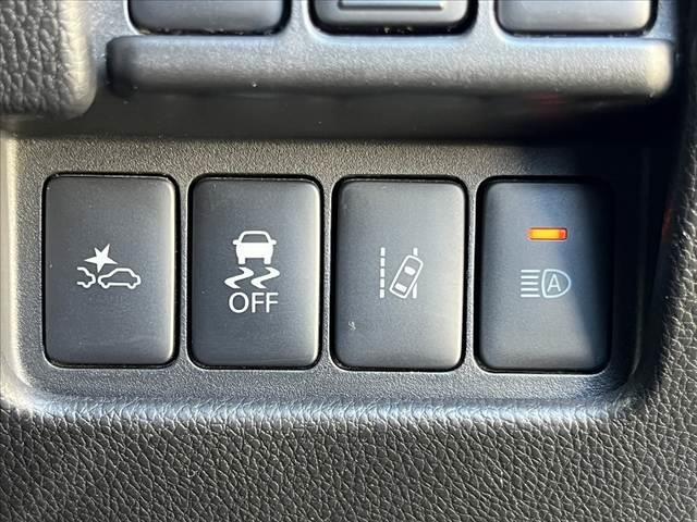 デイズルークス ハイウェイスター X 後期 エマブレ アラビュー 社外ナビ 地デジ BT インテリキー Pスタート 電スラ Aストップ ETC LEDヘッドライト フォグ Aライト シートリフター 電格ミラー チルトステアリング(6枚目)