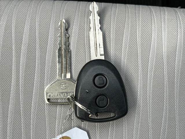 ミライース L アイドリングストップ 車検整備付 リモコンキー セキュリティアラーム エアバッグ ABS 横滑り防止 ハロゲンヘッドライト エアバッグ パワーウィンドウ パワーステアリング サンドバイザー マット(24枚目)