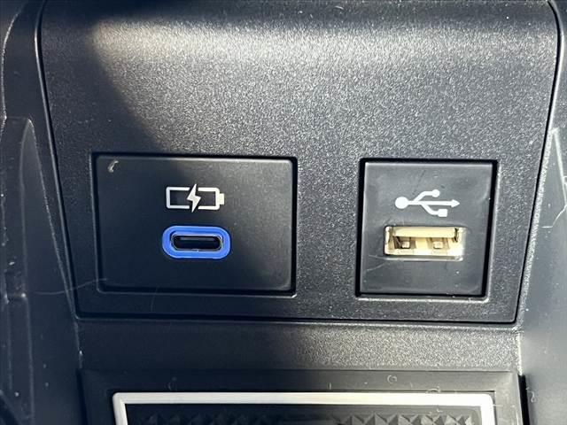 ノア 　モデリスタ　ディスプレイＡプラス　トヨタチームメイト　ブラインドスポットモニター　快適利便パッケージＨｉｇｈ　セーフティセンス　ＥＴＣ２．０　両電スラ　ＬＥＤヘッドライト　オットマン　シートヒーター（29枚目）