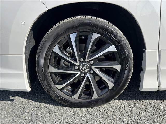 ノア 　モデリスタ　ディスプレイＡプラス　トヨタチームメイト　ブラインドスポットモニター　快適利便パッケージＨｉｇｈ　セーフティセンス　ＥＴＣ２．０　両電スラ　ＬＥＤヘッドライト　オットマン　シートヒーター（57枚目）