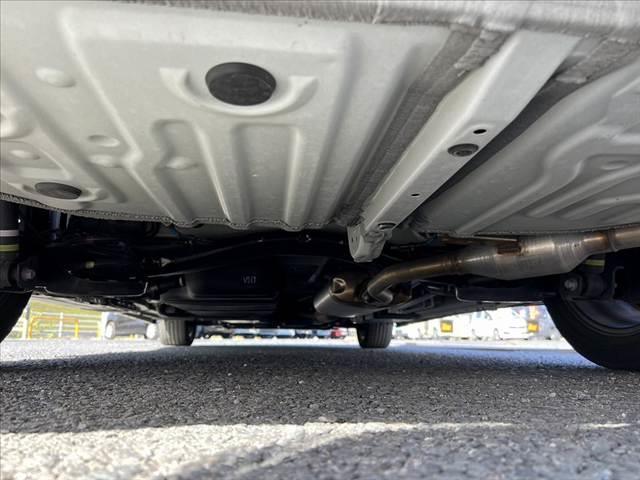 ノア 　モデリスタ　ディスプレイＡプラス　トヨタチームメイト　ブラインドスポットモニター　快適利便パッケージＨｉｇｈ　セーフティセンス　ＥＴＣ２．０　両電スラ　ＬＥＤヘッドライト　オットマン　シートヒーター（64枚目）