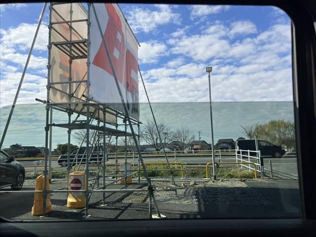 スペーシア ハイブリッドＧ　中期　禁煙　デュアルカメラブレーキサポート　ディスプレイオーディオ　両側スライドドア　プライバシーガラス　車線逸脱警報　誤発進抑制　リアパーキングセンサー　スマートキー　電動格納ミラー（22枚目）