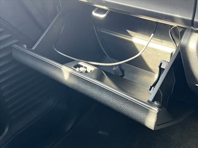 スペーシア ハイブリッドＧ　中期　禁煙　デュアルカメラブレーキサポート　ディスプレイオーディオ　両側スライドドア　プライバシーガラス　車線逸脱警報　誤発進抑制　リアパーキングセンサー　スマートキー　電動格納ミラー（41枚目）