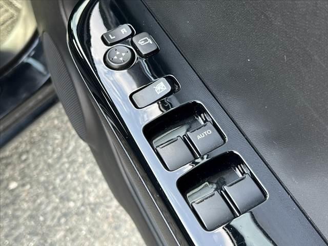 アルト Ｌリミテッド　禁煙　セーフティサポート　ＳＤナビ／地デジ／Ｂｌｕｅｔｏｏｔｈ　バックカメラ　前後ドラレコ　車線逸脱　オートライト　電格ミラー　横滑り防止　シートヒーター　ヘッドライトレベライザー　集中ドアロック（25枚目）