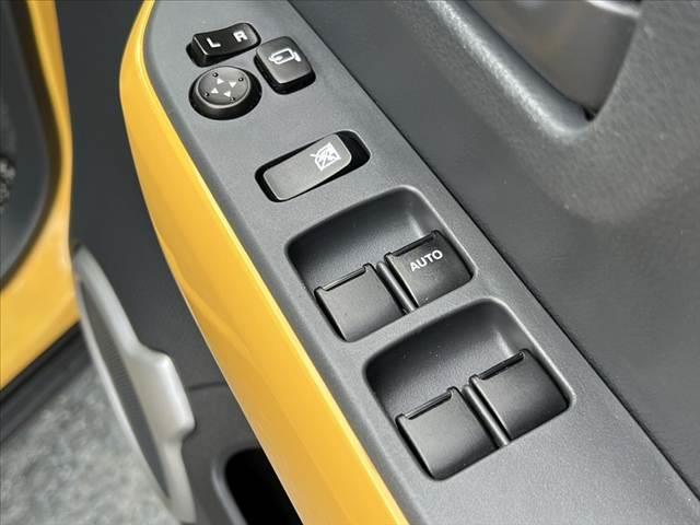 ハスラー 　後期　車検整備付　ツートン　社外ナビ　地デジ　デュアルカメラブレーキＳ　Ｂモニター　Ａストップ　ＨＩＤヘッドライト　Ａライト　スマートキー×２　Ｐスタート　シートヒーター　シートリフター　Ｐガラス（26枚目）