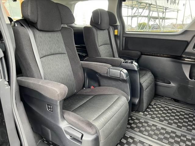 ヴェルファイア 後期 禁煙 社外9型ナビ バックカメラ 両側電スラ フルセグ Bluetooth 後席フリップダウンモニター クルコン パワーシート メモリーシート コーナーセンサー 横滑り防止 ETC ドラレコ(18枚目)