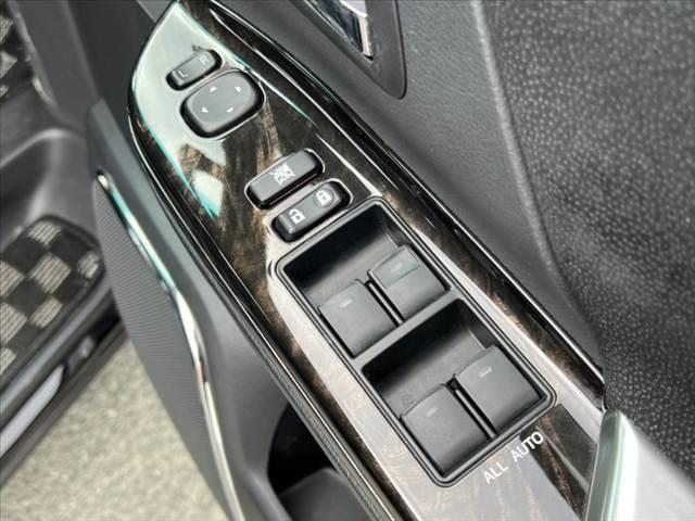 ヴェルファイア 後期 禁煙 社外9型ナビ バックカメラ 両側電スラ フルセグ Bluetooth 後席フリップダウンモニター クルコン パワーシート メモリーシート コーナーセンサー 横滑り防止 ETC ドラレコ(32枚目)