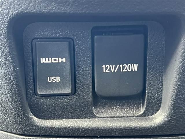 ヴェルファイア 後期 禁煙 社外9型ナビ バックカメラ 両側電スラ フルセグ Bluetooth 後席フリップダウンモニター クルコン パワーシート メモリーシート コーナーセンサー 横滑り防止 ETC ドラレコ(33枚目)