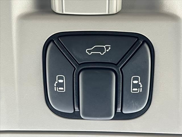 ヴェルファイア 後期 禁煙 社外9型ナビ バックカメラ 両側電スラ フルセグ Bluetooth 後席フリップダウンモニター クルコン パワーシート メモリーシート コーナーセンサー 横滑り防止 ETC ドラレコ(34枚目)