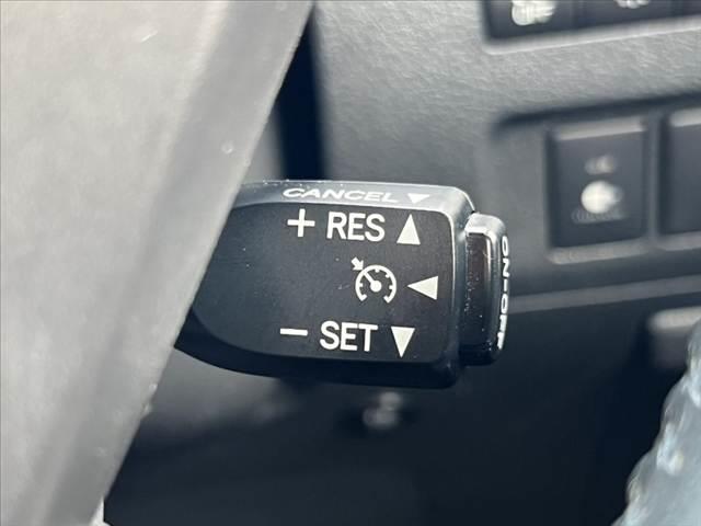 ヴェルファイア 後期 禁煙 社外9型ナビ バックカメラ 両側電スラ フルセグ Bluetooth 後席フリップダウンモニター クルコン パワーシート メモリーシート コーナーセンサー 横滑り防止 ETC ドラレコ(38枚目)