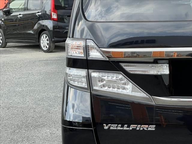 ヴェルファイア 後期 禁煙 社外9型ナビ バックカメラ 両側電スラ フルセグ Bluetooth 後席フリップダウンモニター クルコン パワーシート メモリーシート コーナーセンサー 横滑り防止 ETC ドラレコ(45枚目)