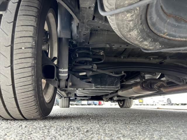 ヴェルファイア 後期 禁煙 社外9型ナビ バックカメラ 両側電スラ フルセグ Bluetooth 後席フリップダウンモニター クルコン パワーシート メモリーシート コーナーセンサー 横滑り防止 ETC ドラレコ(55枚目)