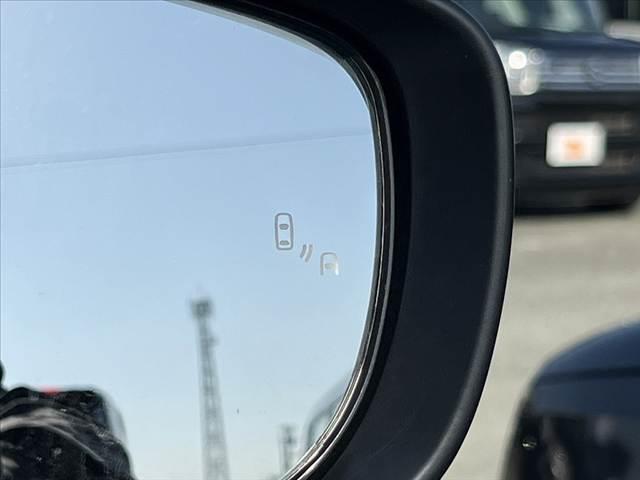 スイフト ハイブリッドＭＧ　後期　車検整備付　禁煙　ナビ　Ｂｌｕｅｔｏｏｔｈ　セーフティサポート　ドライブレコーダー　車線逸脱　横滑り防止　ブラインドスポットモニター　ハイビームアシスト　電格ミラー　スマートキー　Ｐスタート（7枚目）