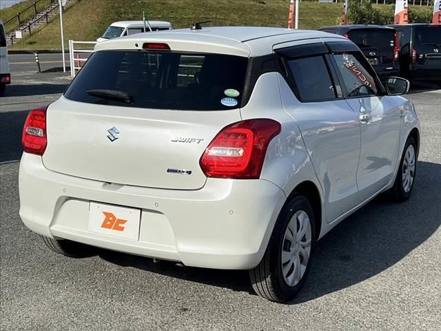 スイフト ハイブリッドＭＧ　後期　車検整備付　禁煙　ナビ　Ｂｌｕｅｔｏｏｔｈ　セーフティサポート　ドライブレコーダー　車線逸脱　横滑り防止　ブラインドスポットモニター　ハイビームアシスト　電格ミラー　スマートキー　Ｐスタート（13枚目）