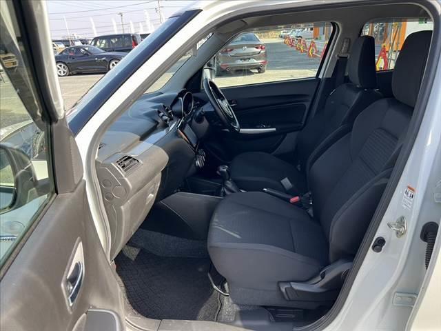 スイフト ハイブリッドＭＧ　後期　車検整備付　禁煙　ナビ　Ｂｌｕｅｔｏｏｔｈ　セーフティサポート　ドライブレコーダー　車線逸脱　横滑り防止　ブラインドスポットモニター　ハイビームアシスト　電格ミラー　スマートキー　Ｐスタート（17枚目）