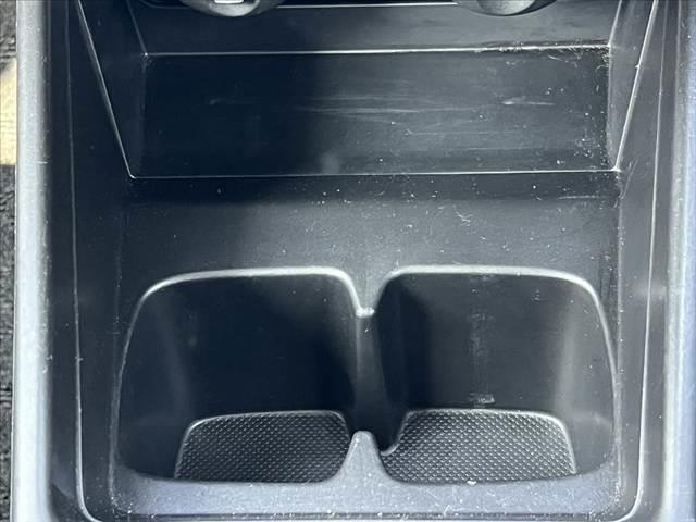 スイフト ハイブリッドＭＧ　後期　車検整備付　禁煙　ナビ　Ｂｌｕｅｔｏｏｔｈ　セーフティサポート　ドライブレコーダー　車線逸脱　横滑り防止　ブラインドスポットモニター　ハイビームアシスト　電格ミラー　スマートキー　Ｐスタート（31枚目）